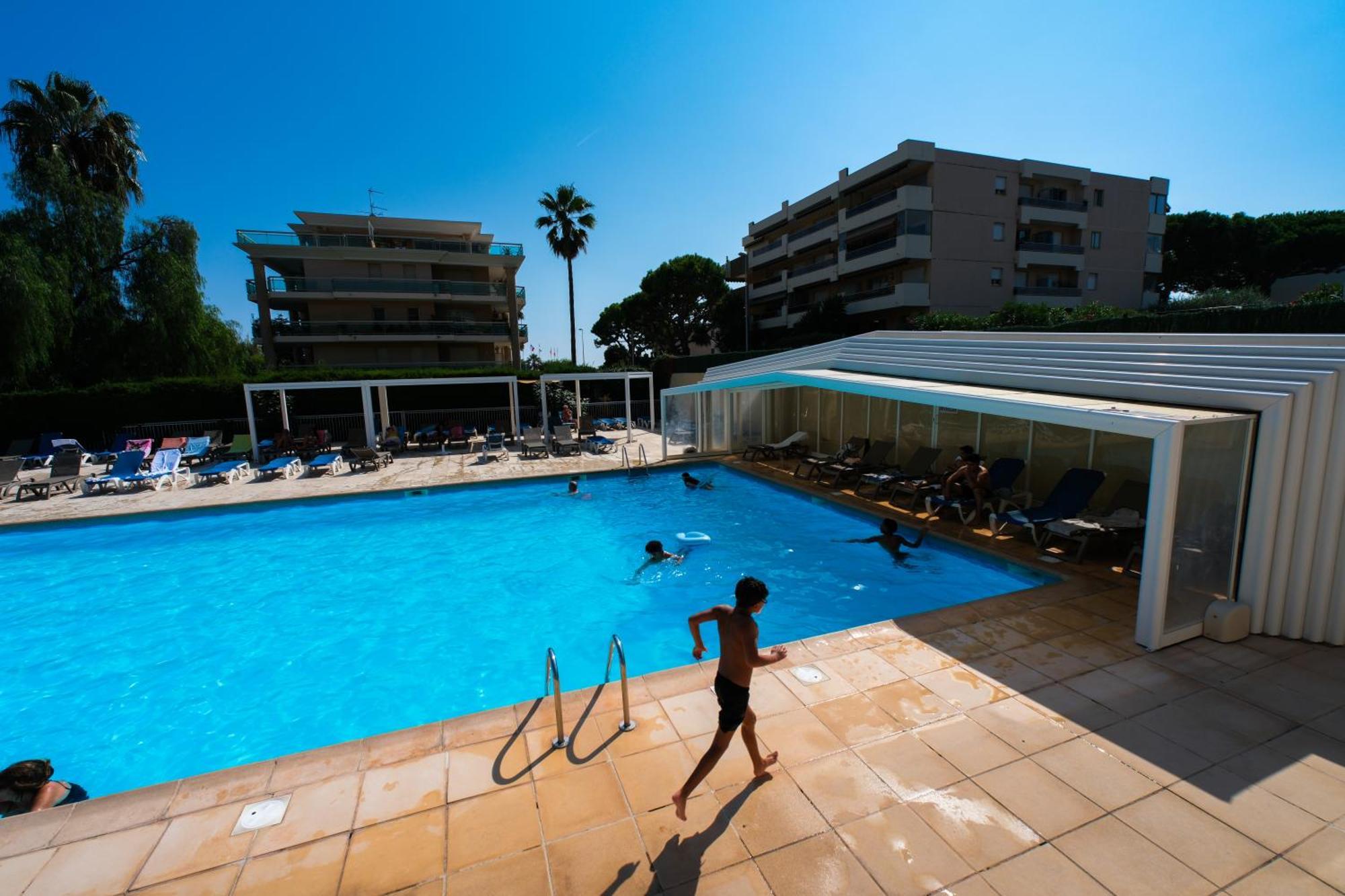Villa Bono Jacuzzi & Spa Saint-Laurent-du-Var Extérieur photo